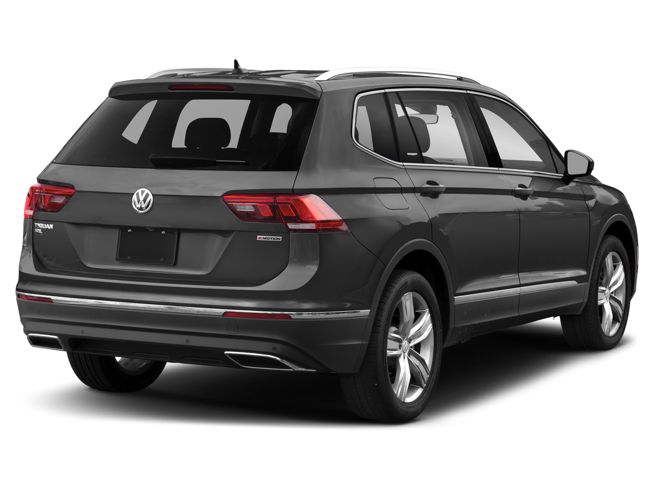 Used 2018 Volkswagen Tiguan SE with VIN 3VV2B7AX5JM210116 for sale in Freehold, NJ