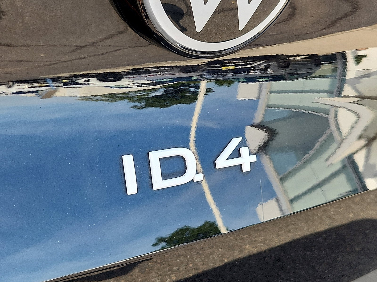 2023 Volkswagen ID.4 S