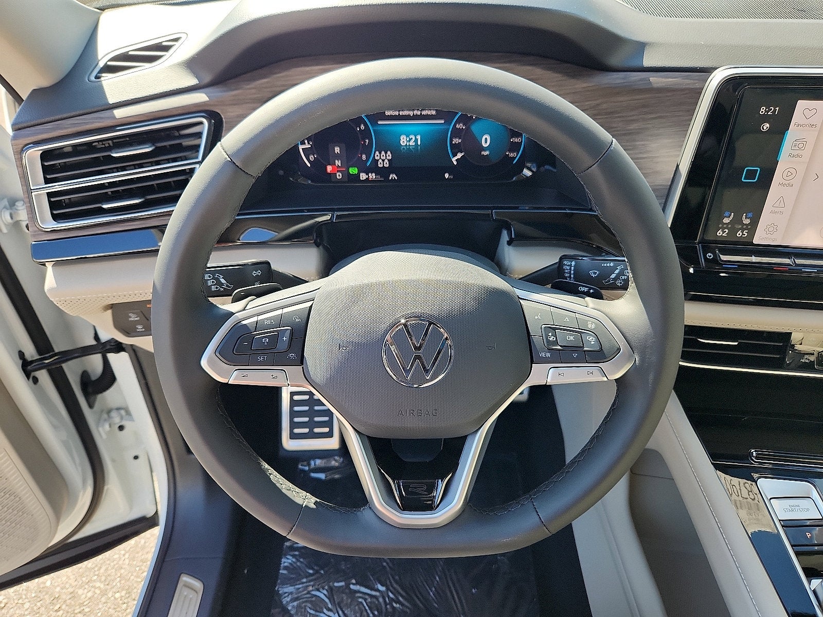 2026 Volkswagen Atlas SEL Premium R-Line
