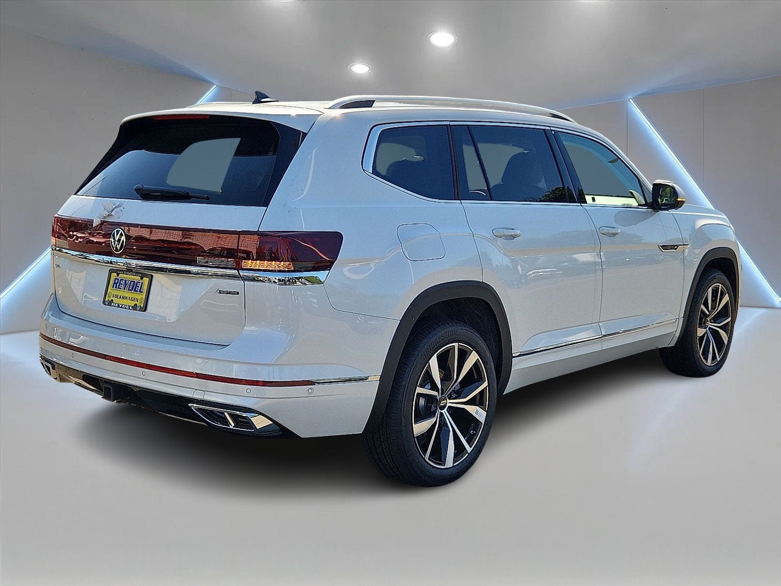 2026 Volkswagen Atlas SEL Premium R-Line
