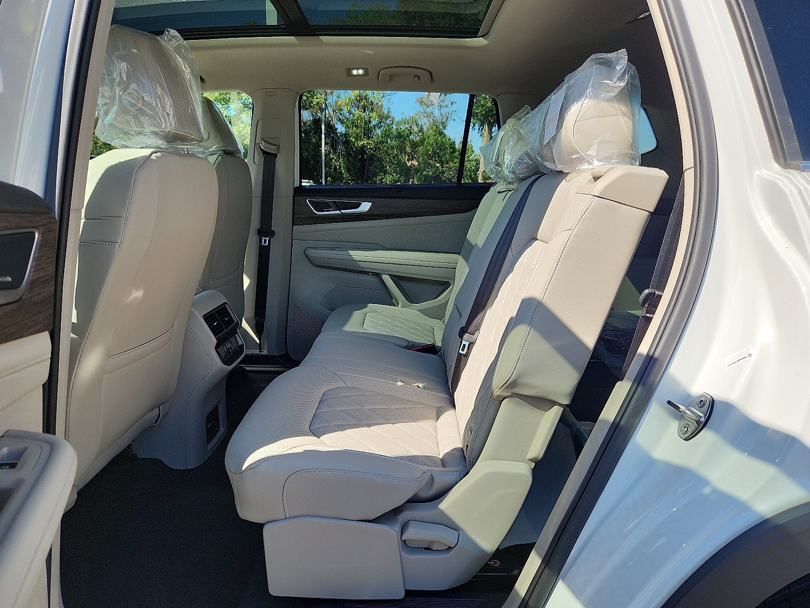 2026 Volkswagen Atlas SEL Premium R-Line