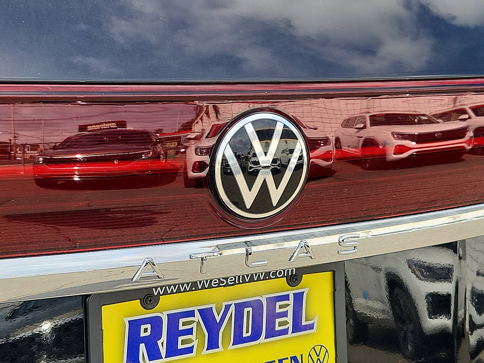 2026 Volkswagen Atlas SEL Premium R-Line