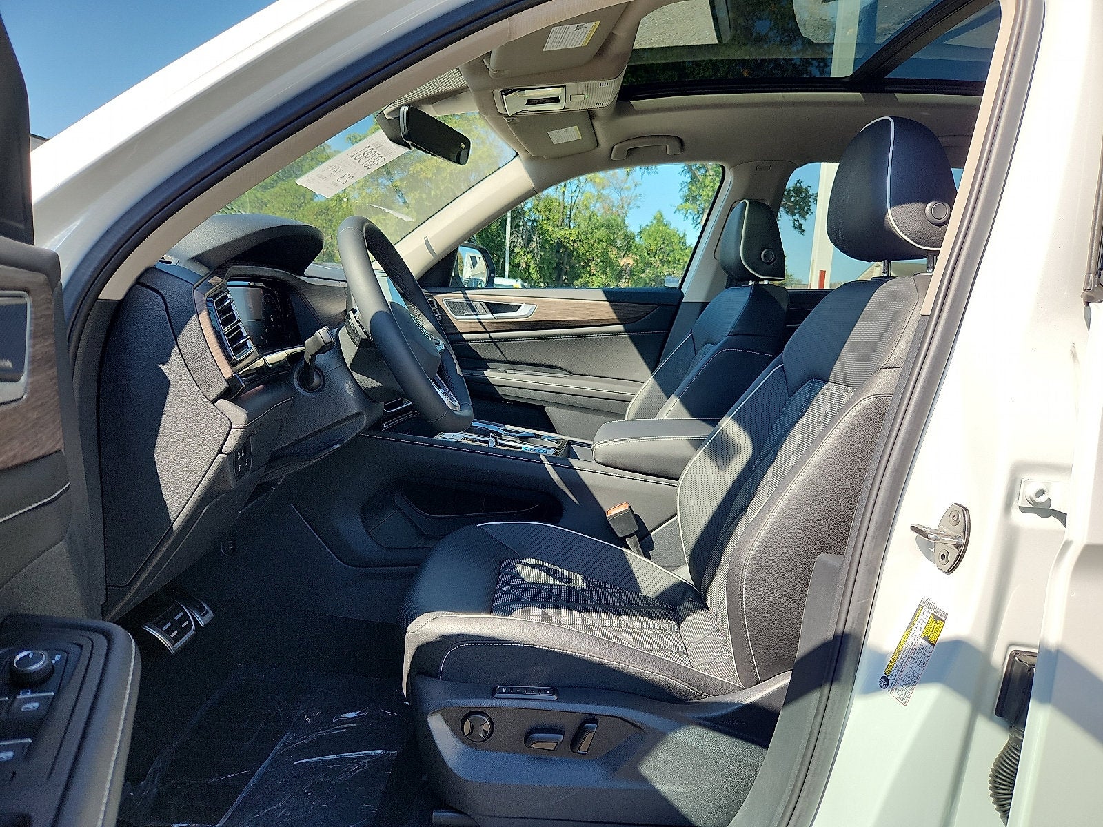 2026 Volkswagen Atlas SEL Premium R-Line
