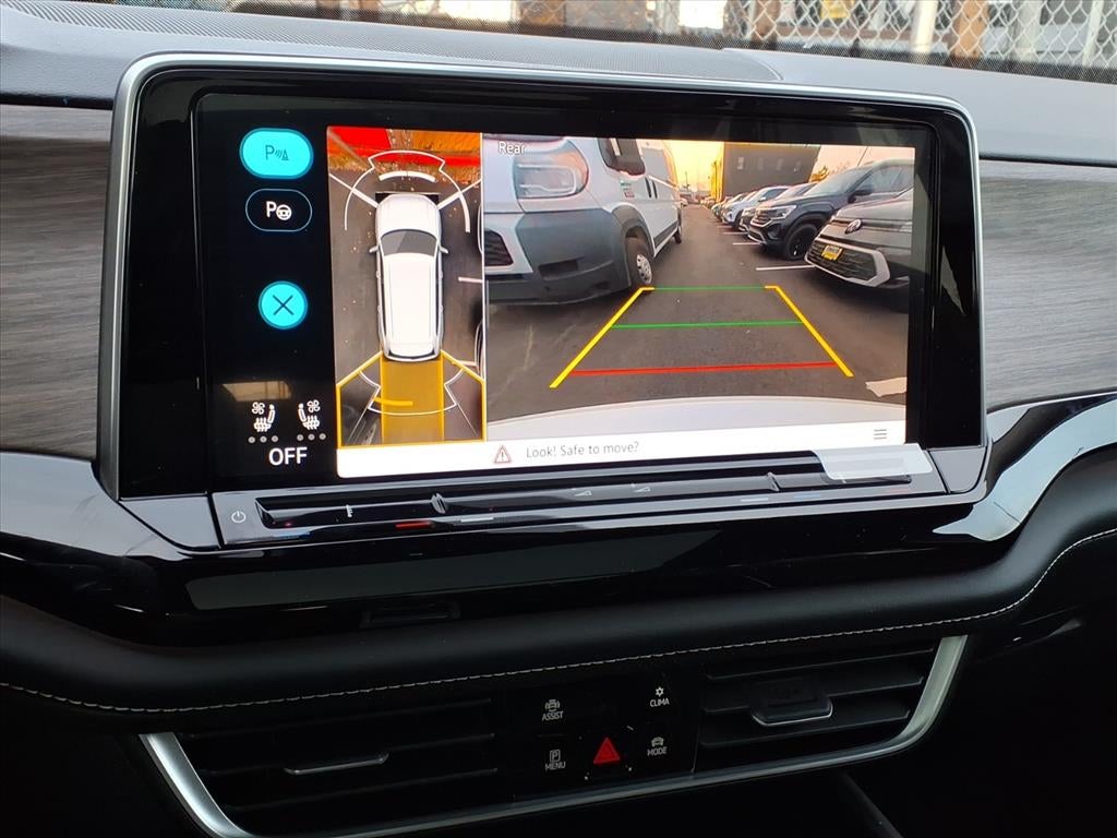 2026 Volkswagen Atlas 2.0T SEL Premium R-Line