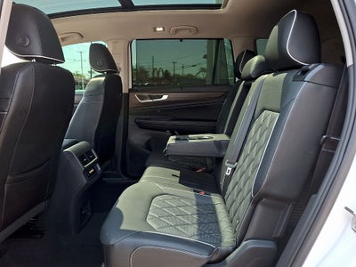 2024 Volkswagen Atlas 2.0T SEL Premium R-Line