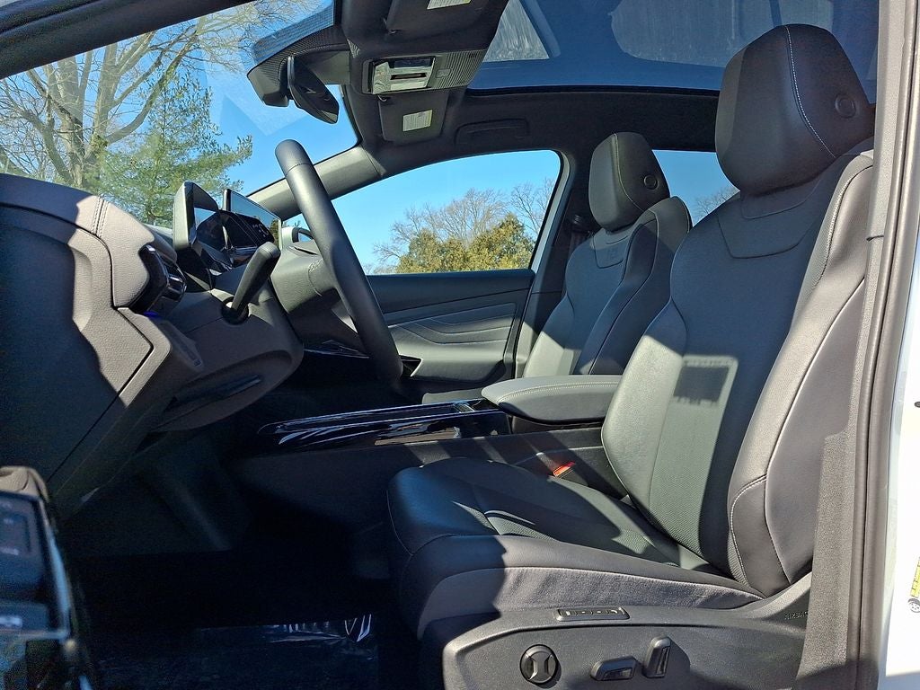 2023 Volkswagen ID.4 Pro S Plus