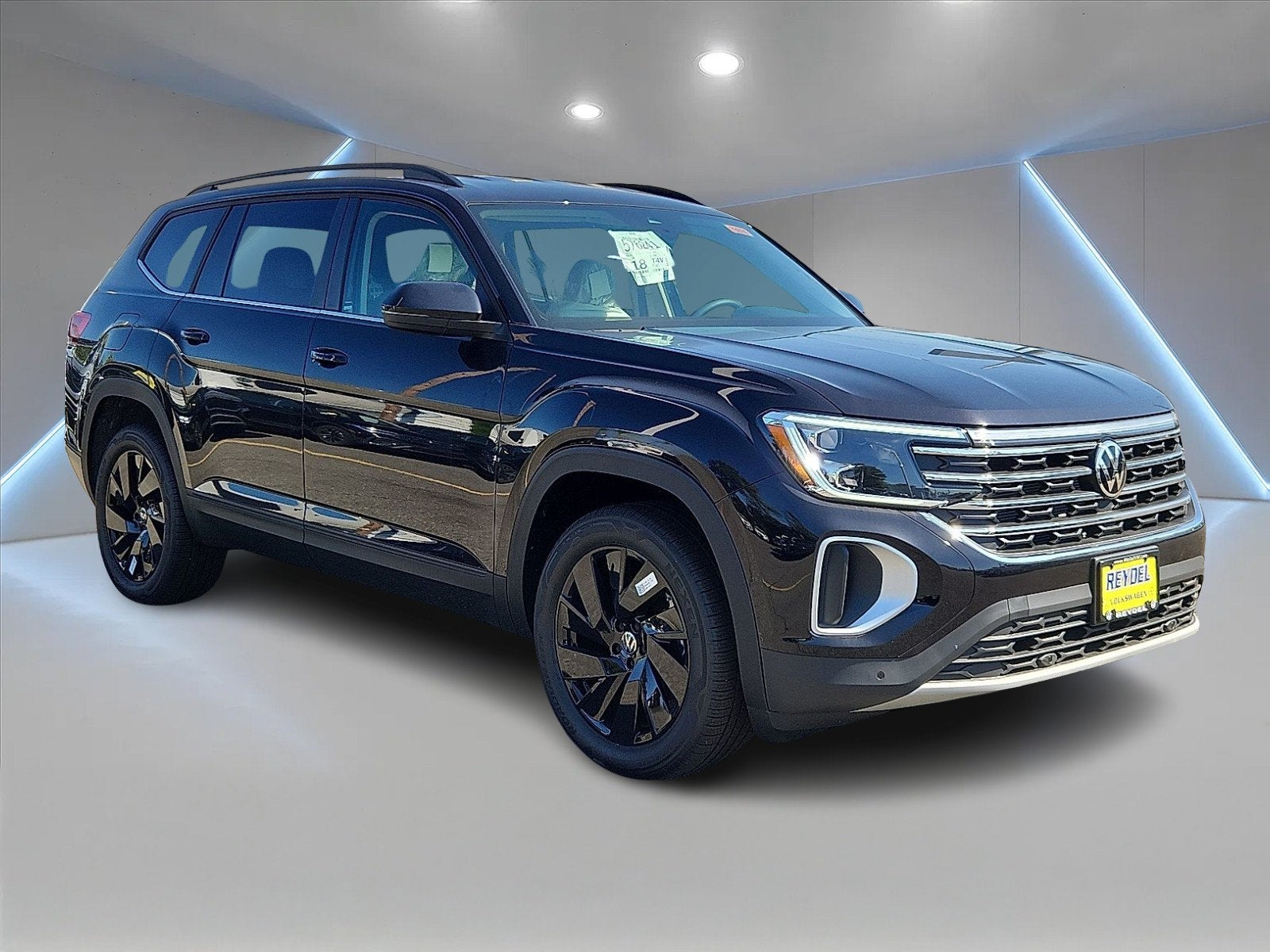 2026 Volkswagen Atlas SE w/Technology