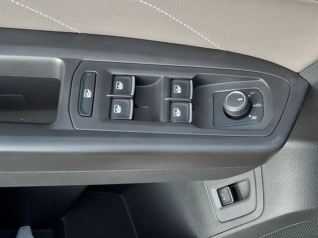 2023 Volkswagen Atlas 2.0T SE w/Technology