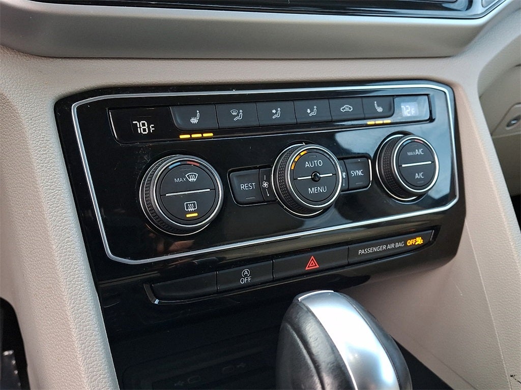 2023 Volkswagen Atlas 2.0T SE w/Technology