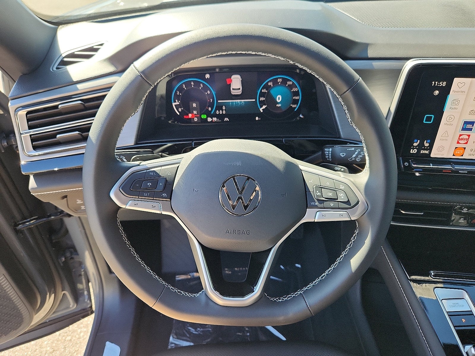 2026 Volkswagen Atlas Cross Sport SE w/Technology