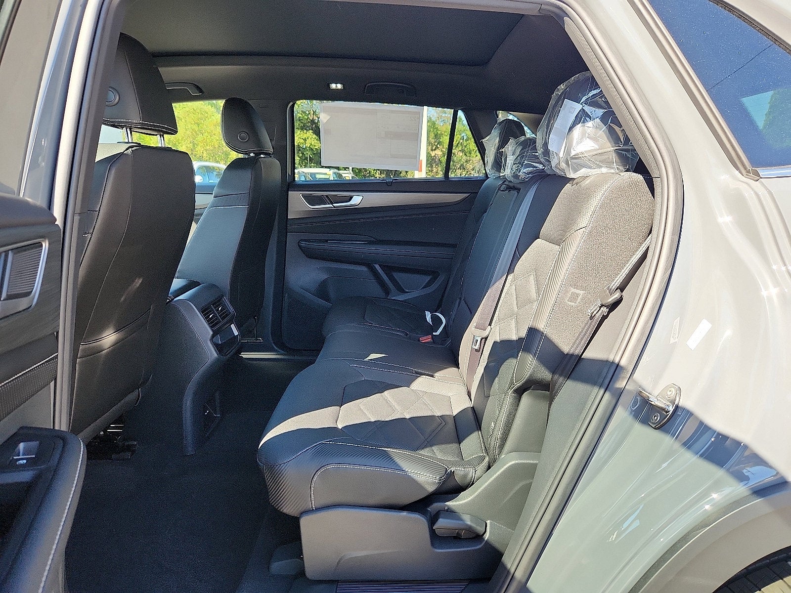 2026 Volkswagen Atlas Cross Sport SE w/Technology