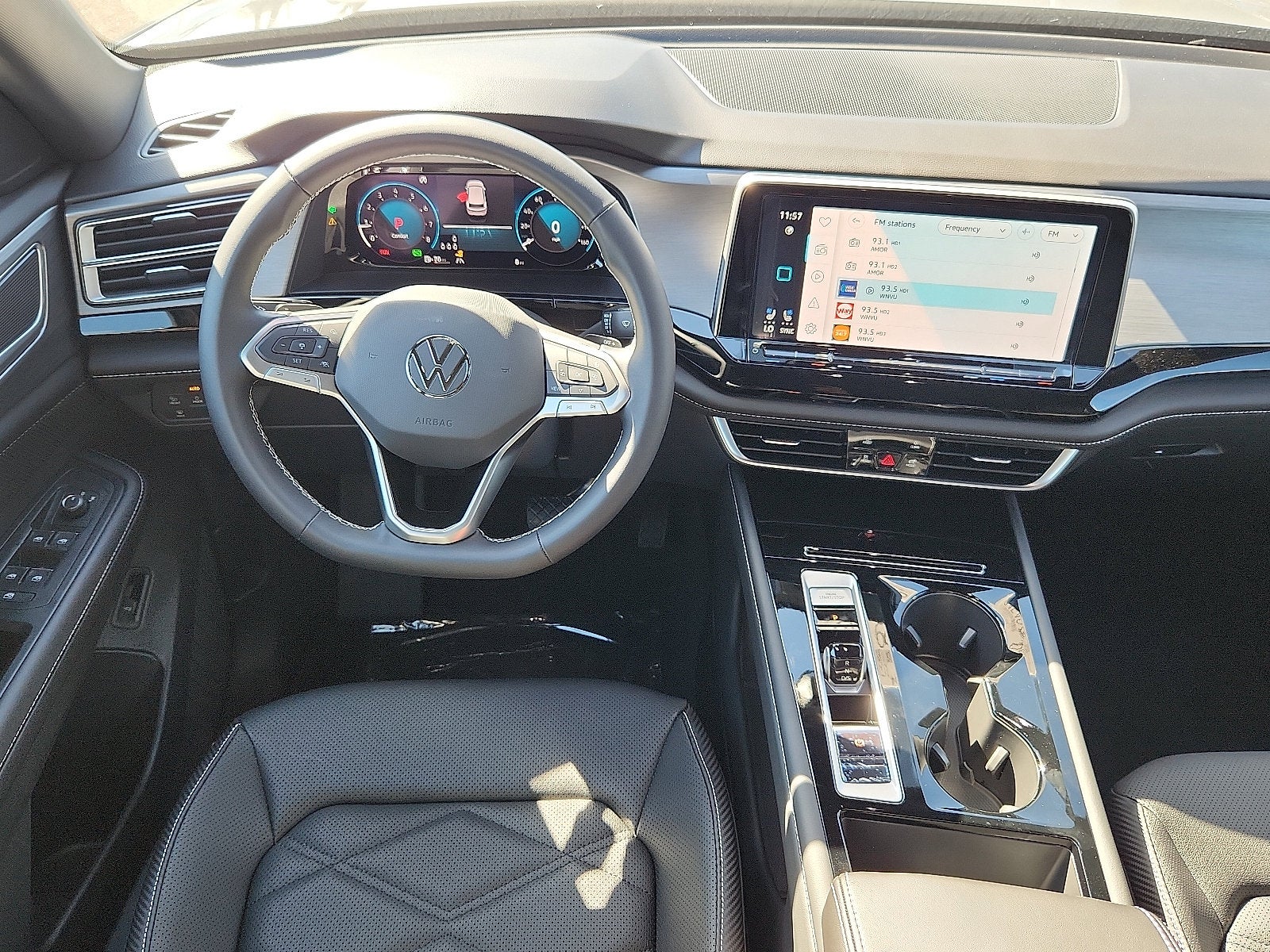 2026 Volkswagen Atlas Cross Sport SE w/Technology