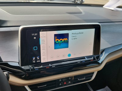 2026 Volkswagen Atlas Cross Sport SE w/Technology