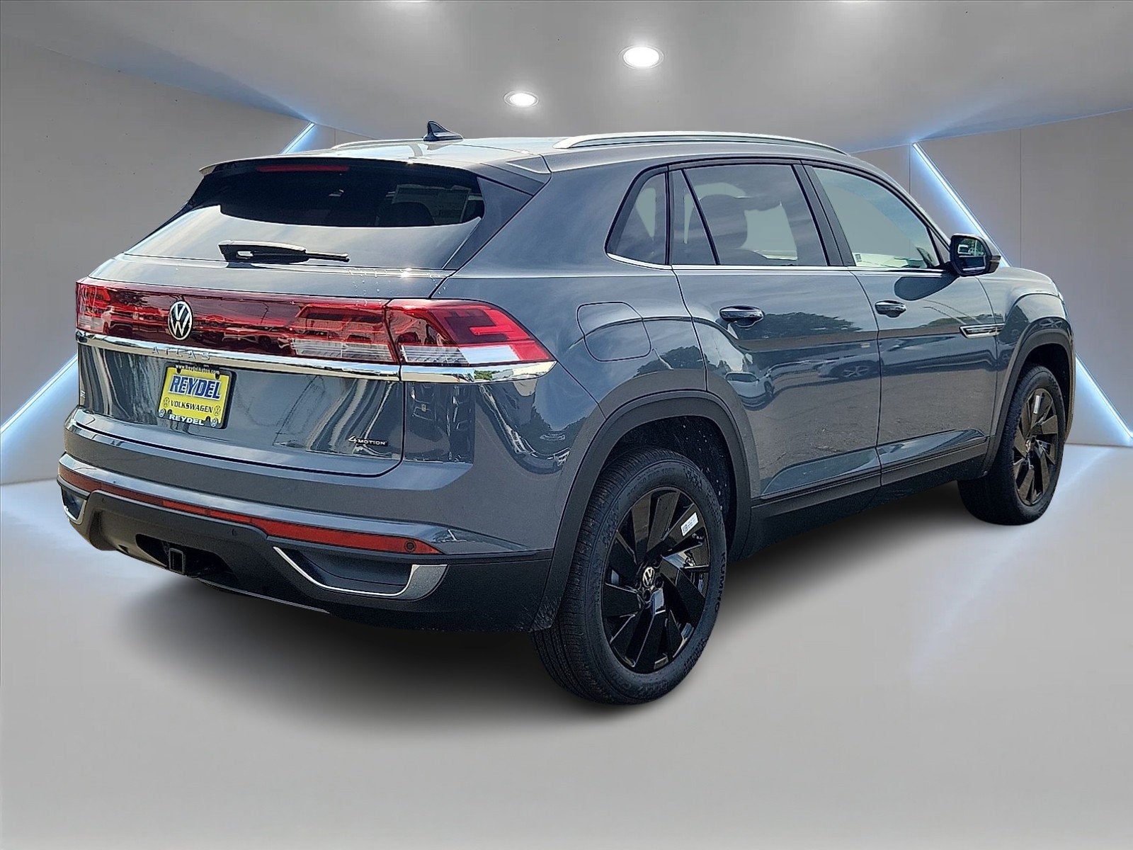 2026 Volkswagen Atlas Cross Sport SE w/Technology