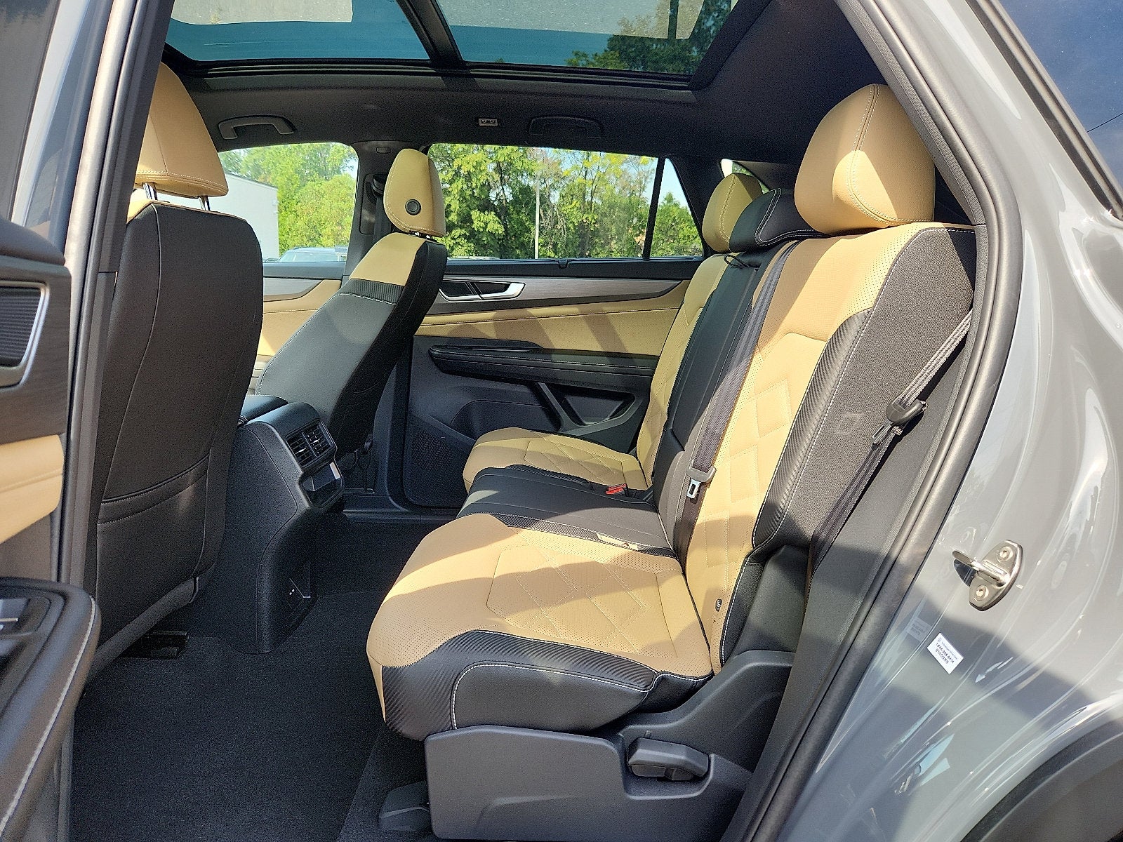 2026 Volkswagen Atlas Cross Sport SE w/Technology