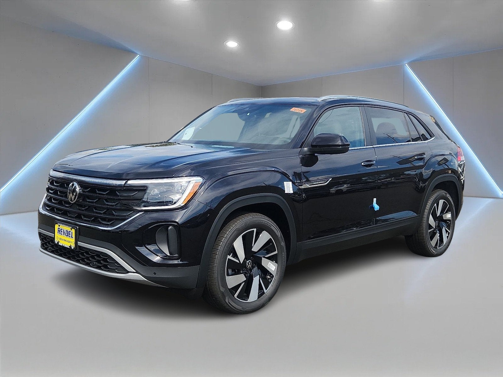 2026 Volkswagen Atlas Cross Sport SE w/Technology