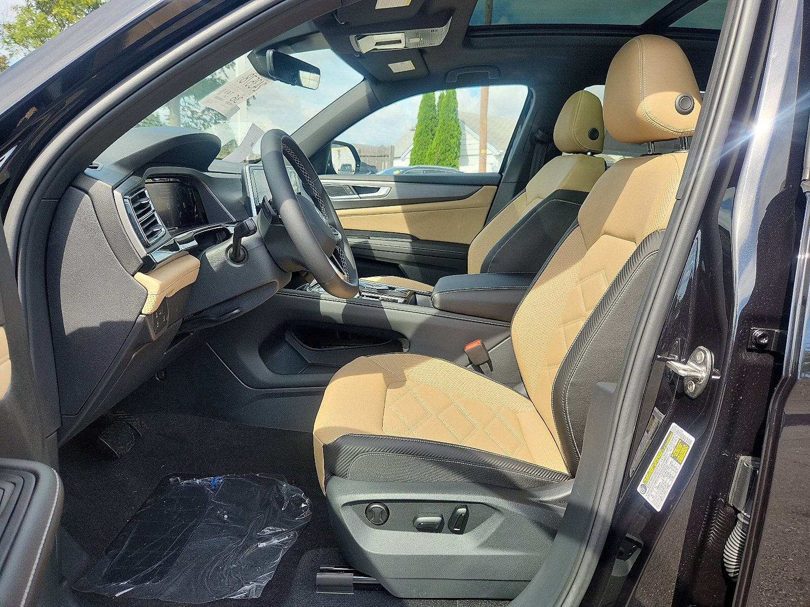 2026 Volkswagen Atlas Cross Sport SE w/Technology