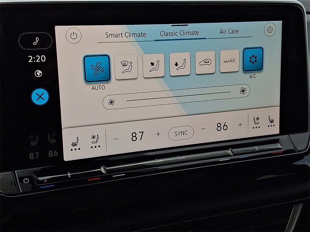 2026 Volkswagen Atlas Cross Sport 2.0T SE w/Technology