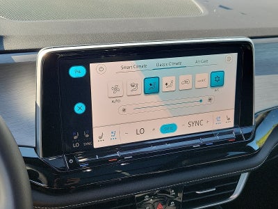 2026 Volkswagen Atlas Cross Sport SE w/Technology