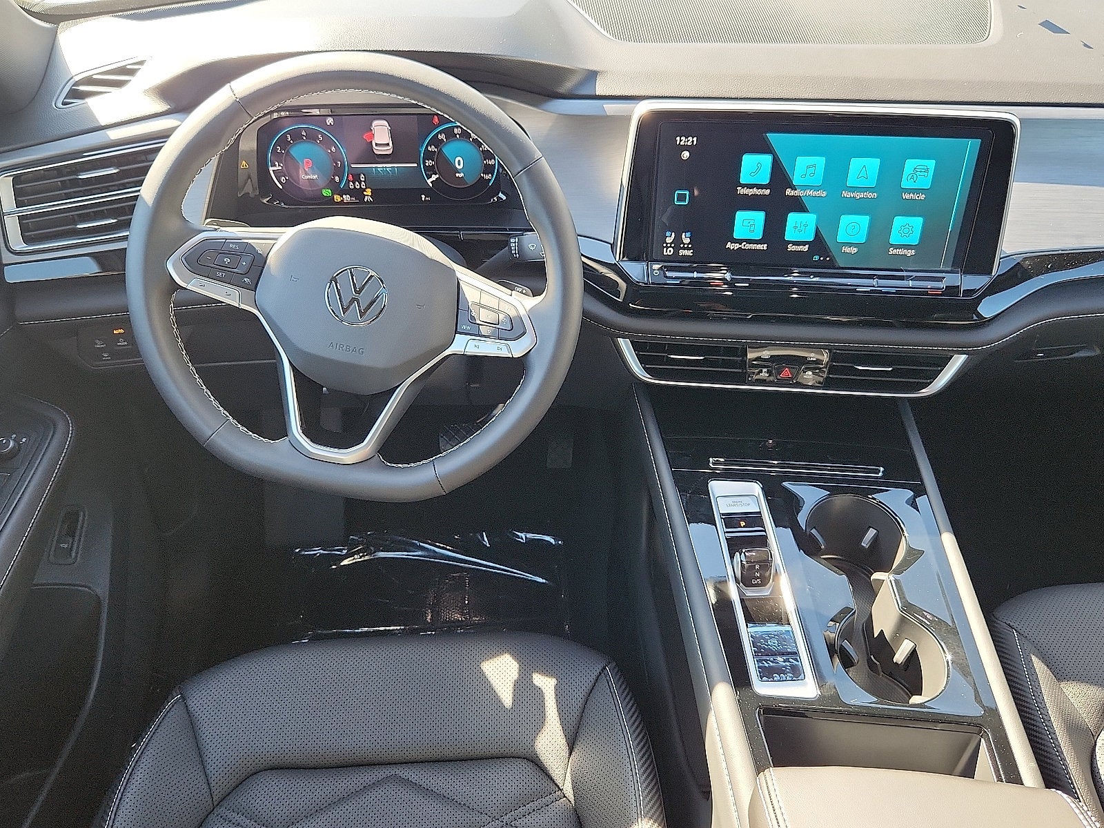 2026 Volkswagen Atlas Cross Sport SE w/Technology