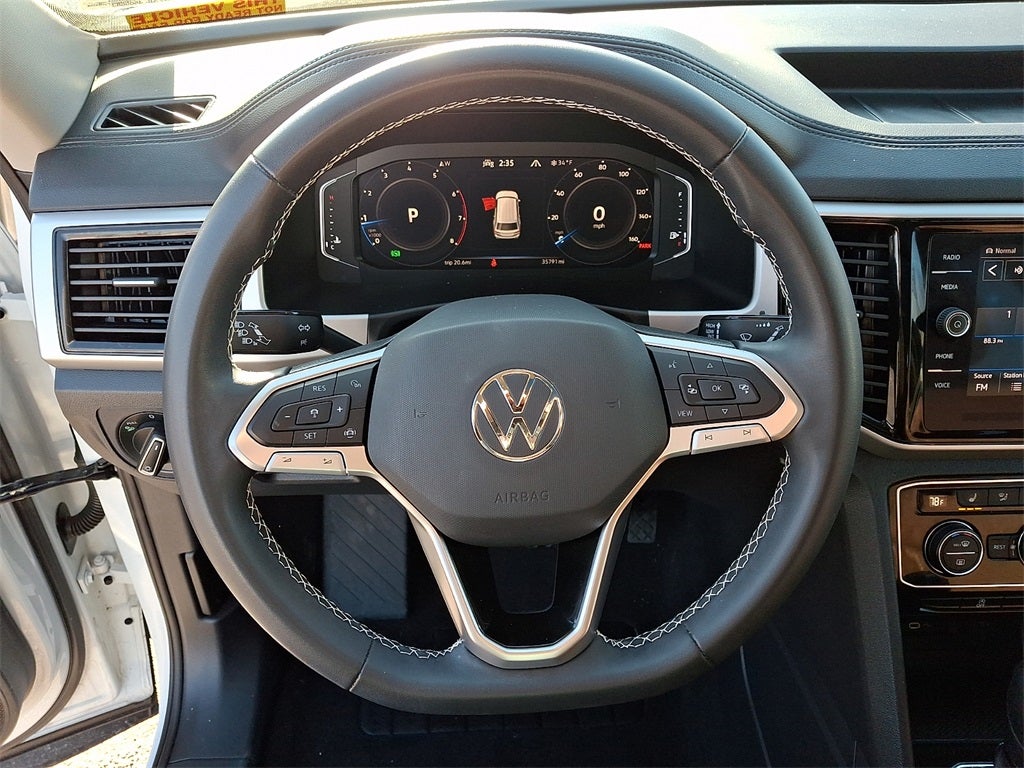 2023 Volkswagen Atlas 3.6L V6 SE w/Technology