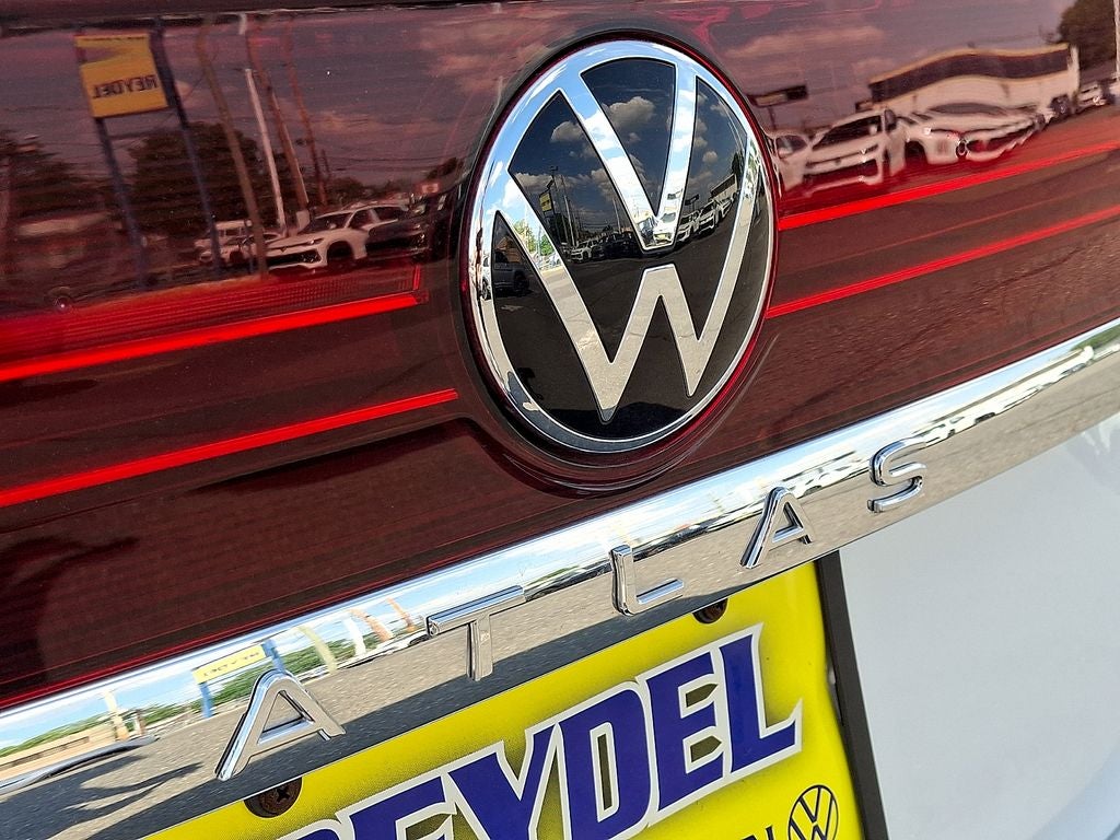2026 Volkswagen Atlas 2.0T SE