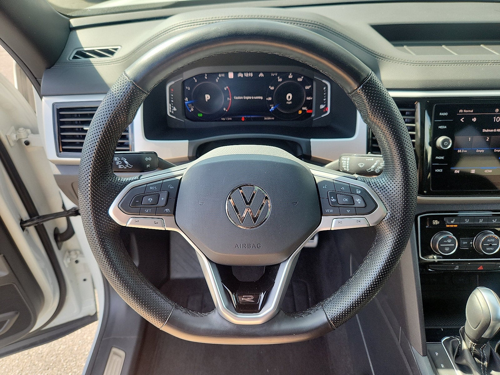2023 Volkswagen Atlas Cross Sport 2.0T SEL R-Line