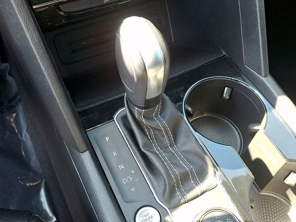 2023 Volkswagen Atlas Cross Sport 3.6L V6 SEL R-Line