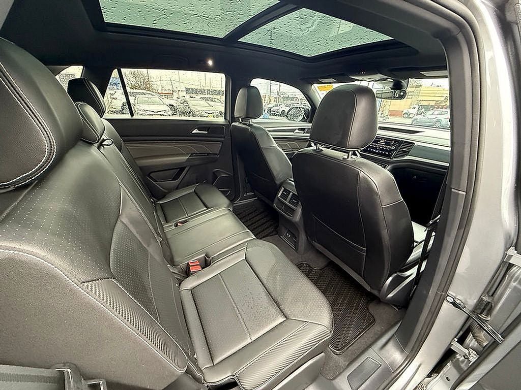 2023 Volkswagen Atlas Cross Sport 3.6L V6 SEL R-Line