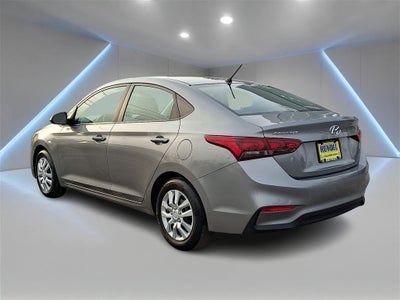 2022 Hyundai Accent SE