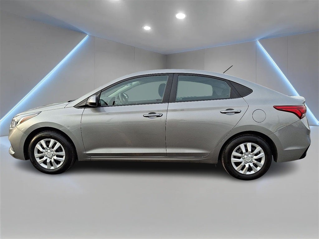 2022 Hyundai Accent SE