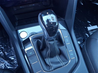 2025 Volkswagen Taos 1.5T SE Black