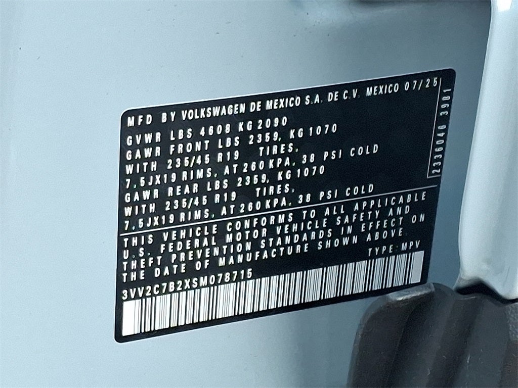 2025 Volkswagen Taos 1.5T SE Black