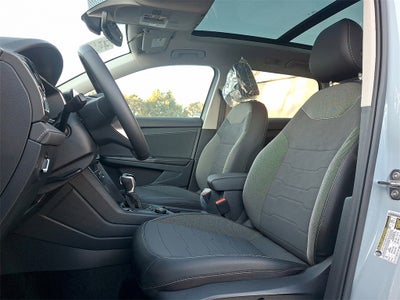 2025 Volkswagen Taos 1.5T SE Black