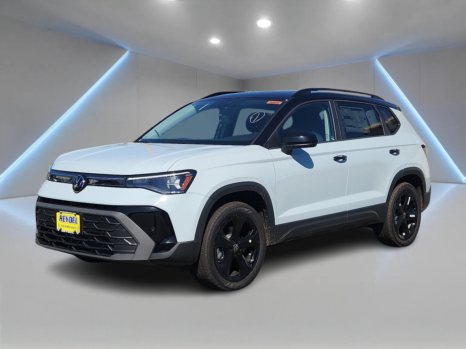 2027 Volkswagen Taos 1.5T SE Black