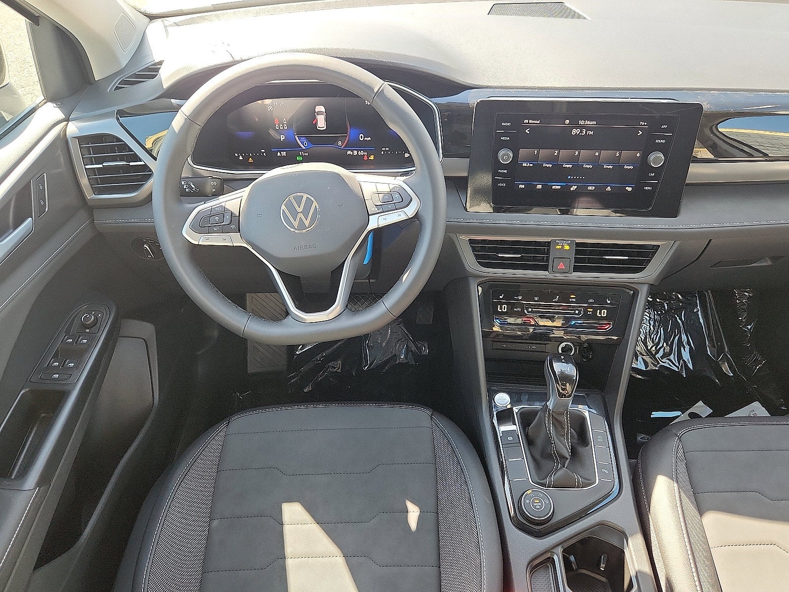 2027 Volkswagen Taos 1.5T SE Black