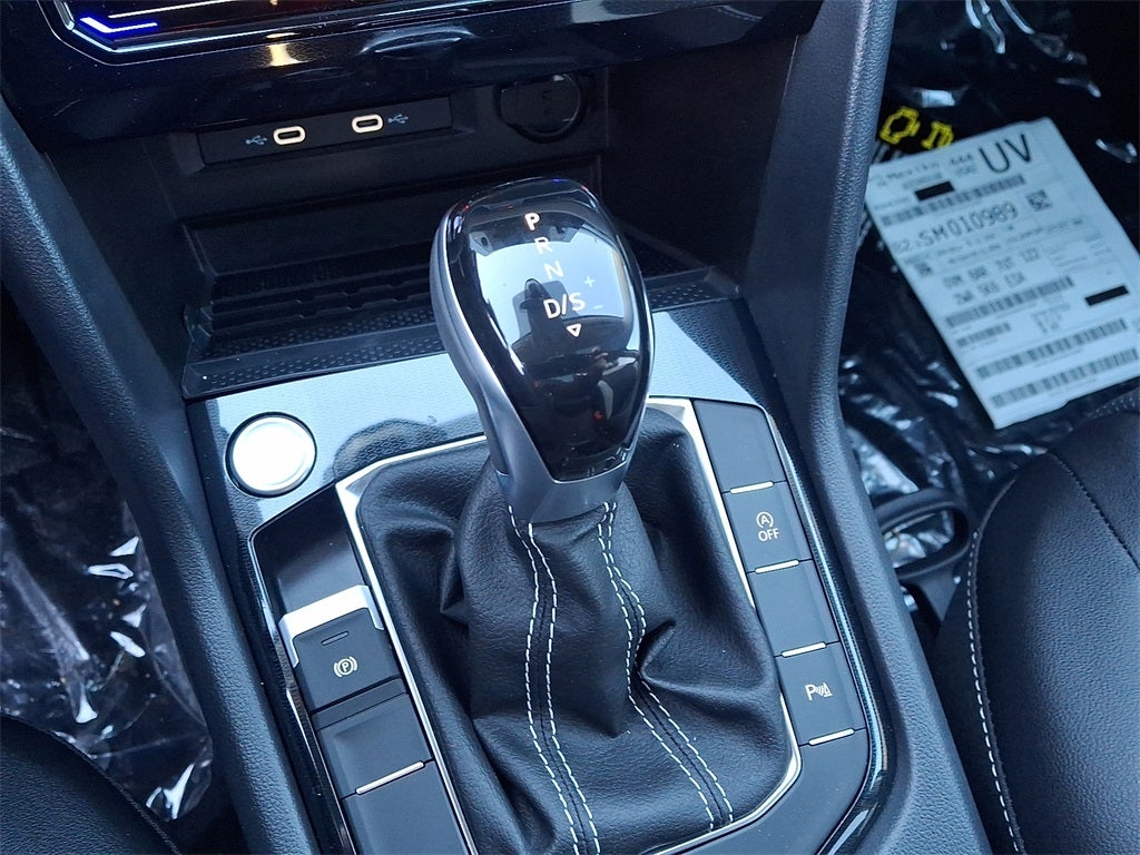 2025 Volkswagen Taos 1.5T SEL