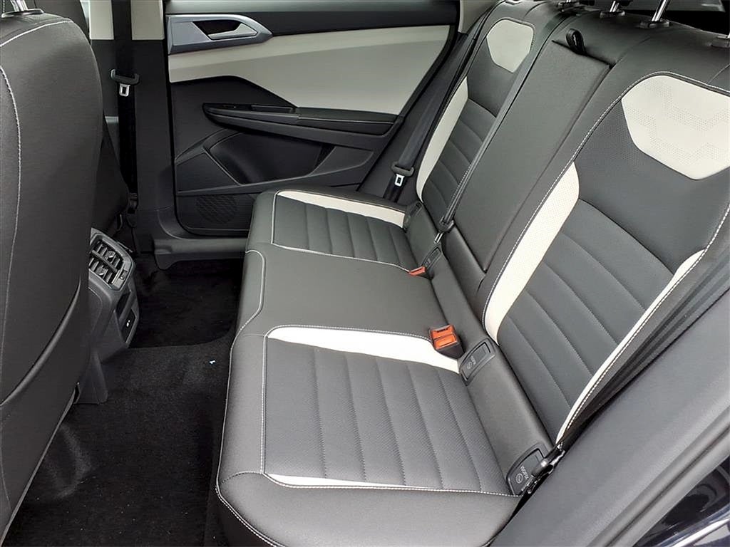 2025 Volkswagen Taos 1.5T SEL