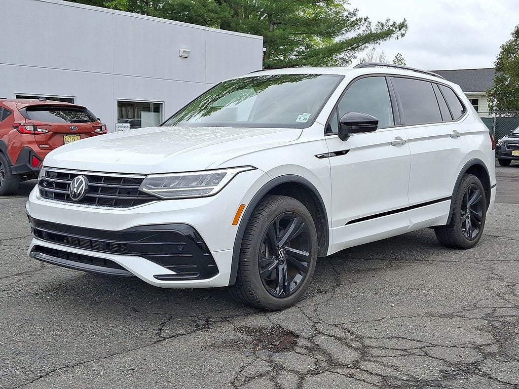 2023 Volkswagen Tiguan 2.0T SE R-Line Black