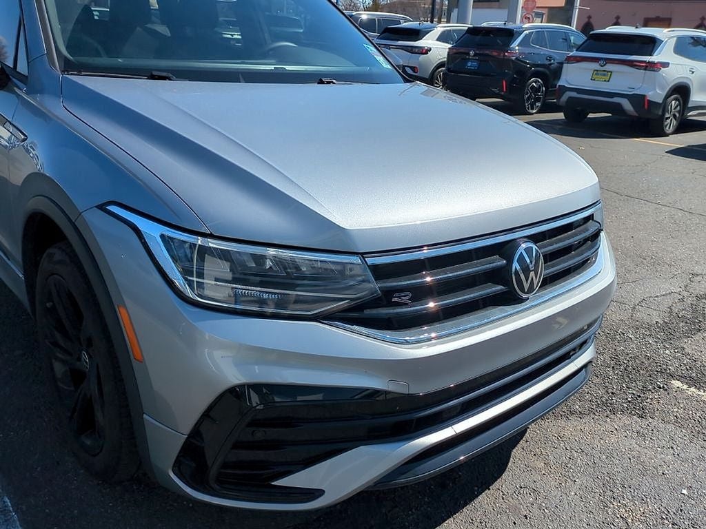 2023 Volkswagen Tiguan 2.0T SE R-Line Black