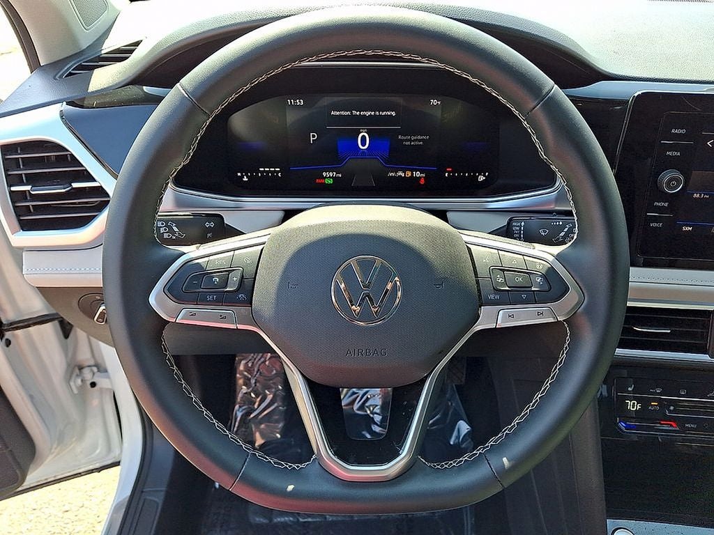 2025 Volkswagen Taos 1.5T SE