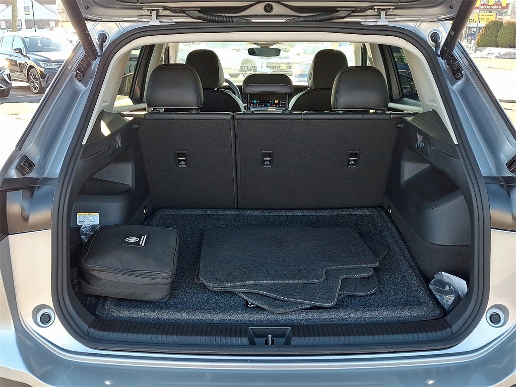 2025 Volkswagen Tiguan 2.0T SE