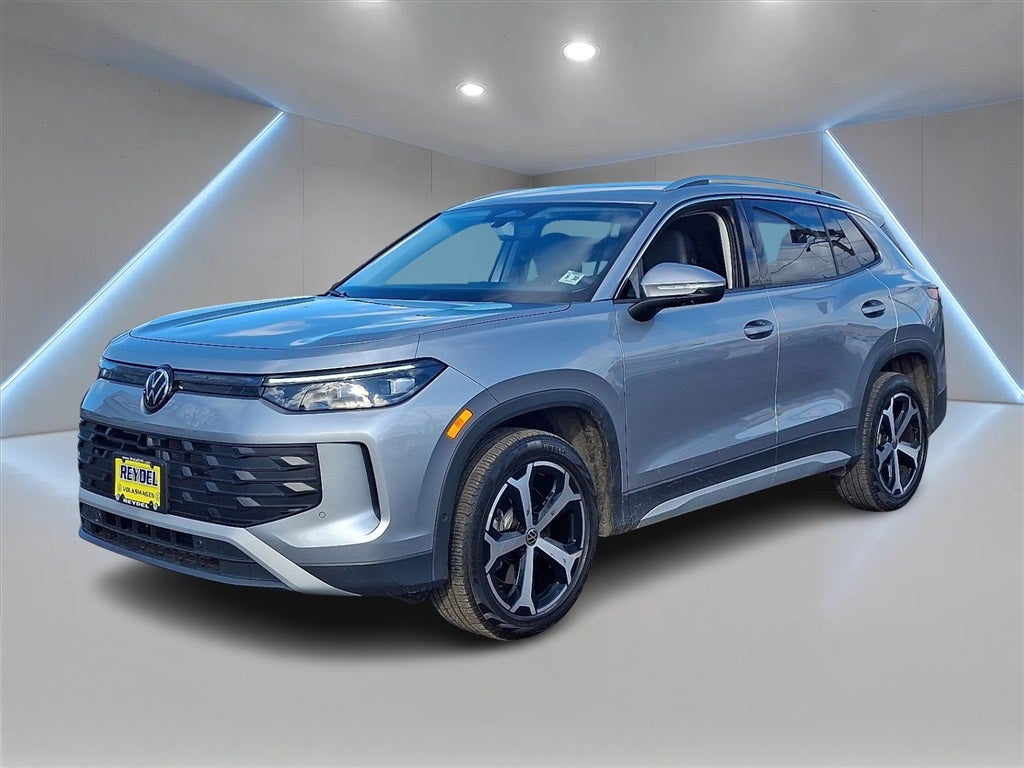 2025 Volkswagen Tiguan 2.0T SE