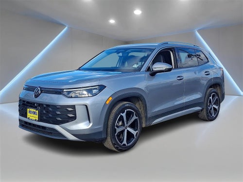 2025 Volkswagen Tiguan 2.0T SE