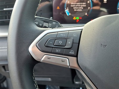 2025 Volkswagen Tiguan 2.0T SE