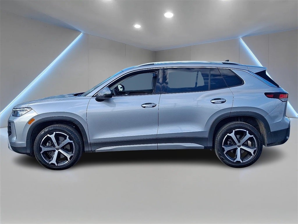 2025 Volkswagen Tiguan 2.0T SE