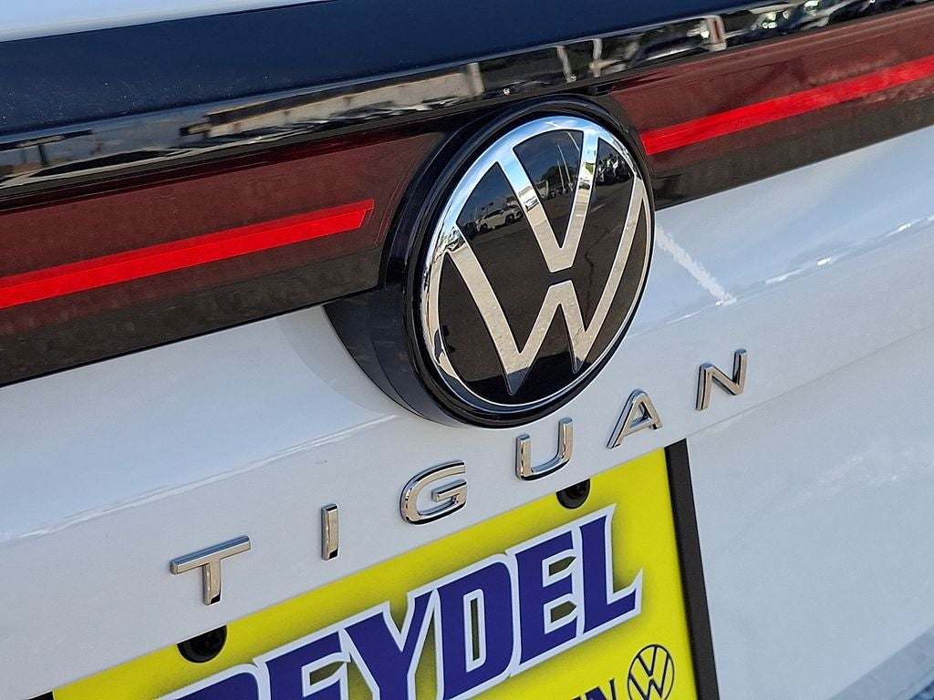 2026 Volkswagen Tiguan 2.0T SE