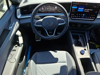 2026 Volkswagen Tiguan 2.0T SE R-Line Black