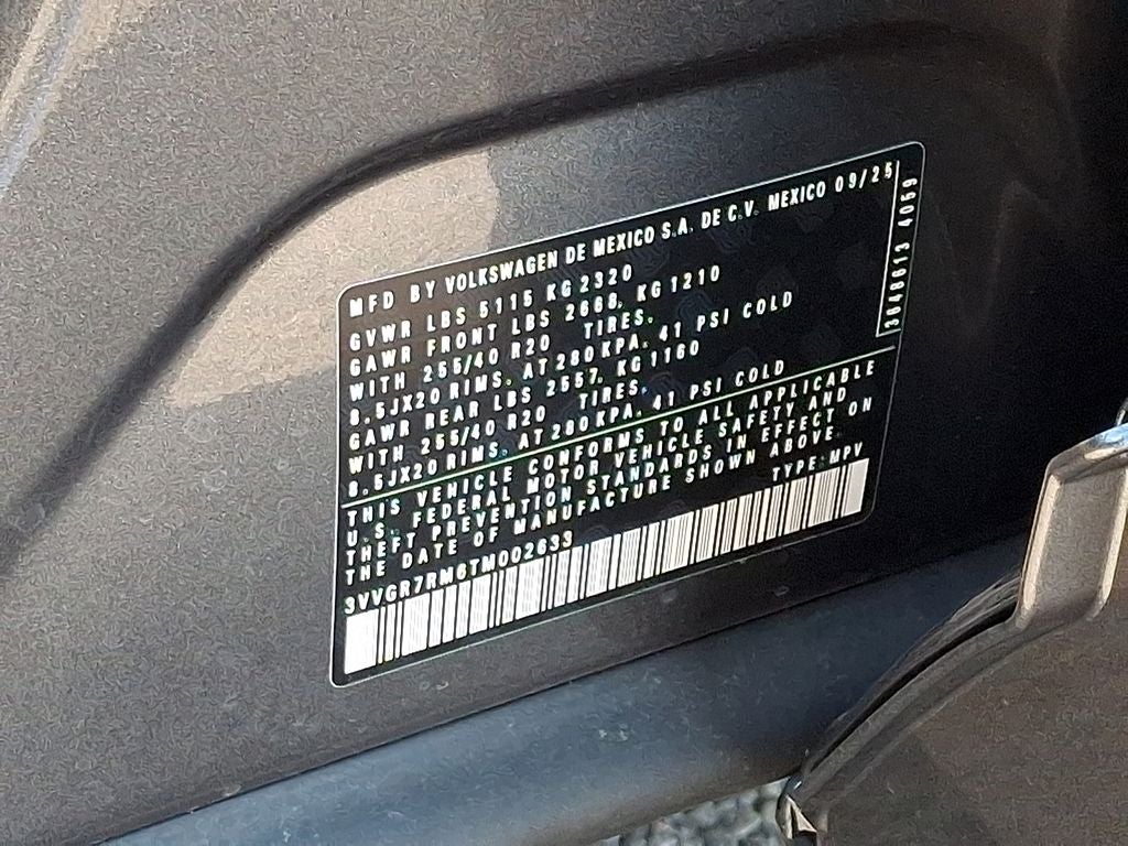 2026 Volkswagen Tiguan 2.0T SE R-Line Black