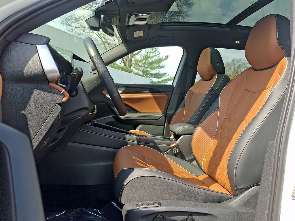 2025 Volkswagen Tiguan 2.0T SEL R-Line